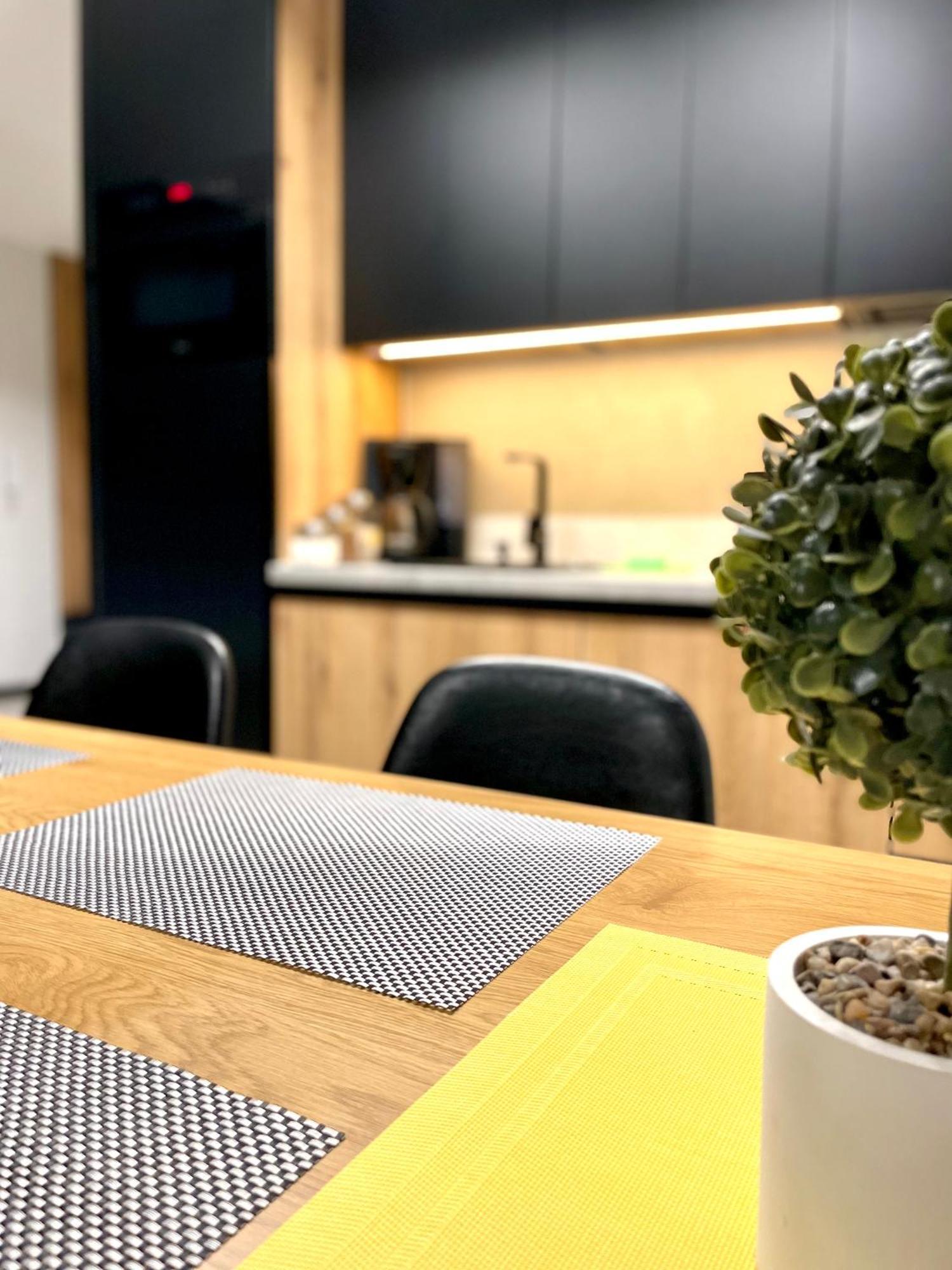 Apartament Twierdza Z Widokiem Na Jezioro Острода Екстериор снимка