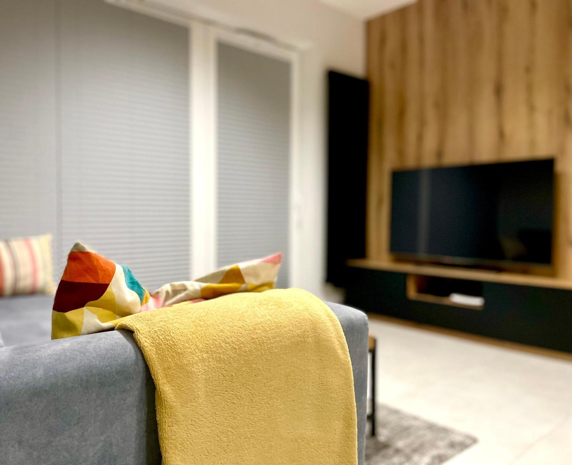 Apartament Twierdza Z Widokiem Na Jezioro Острода Екстериор снимка